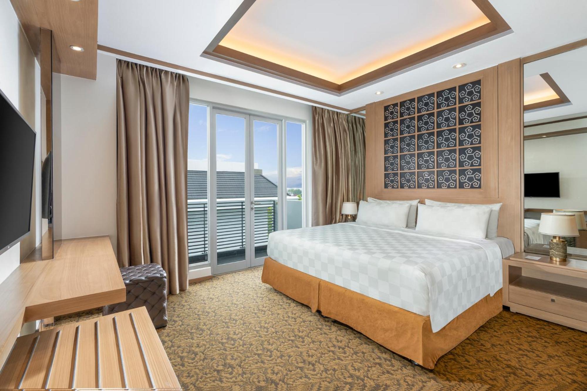 Swiss-Belhotel Danum Palangkaraya Exterior foto